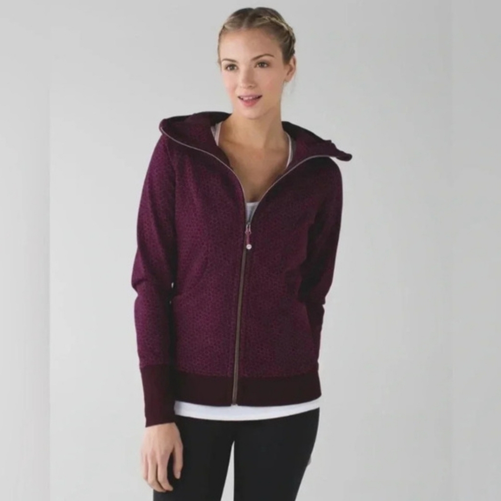EUC Lululemon Scuba Hoodie III Size 6 Purple  Color - Picture 4 of 14